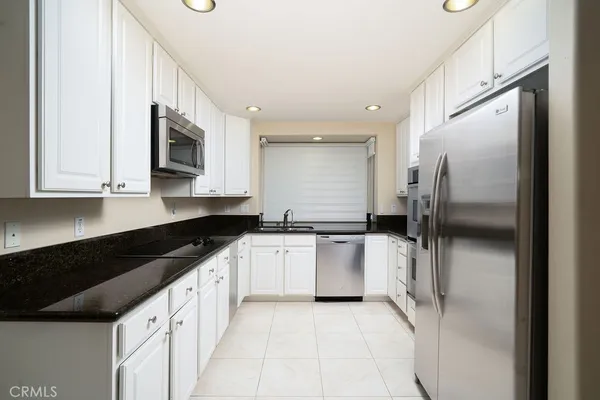 $6,000 | 34 Columbus, Irvine, CA 92620