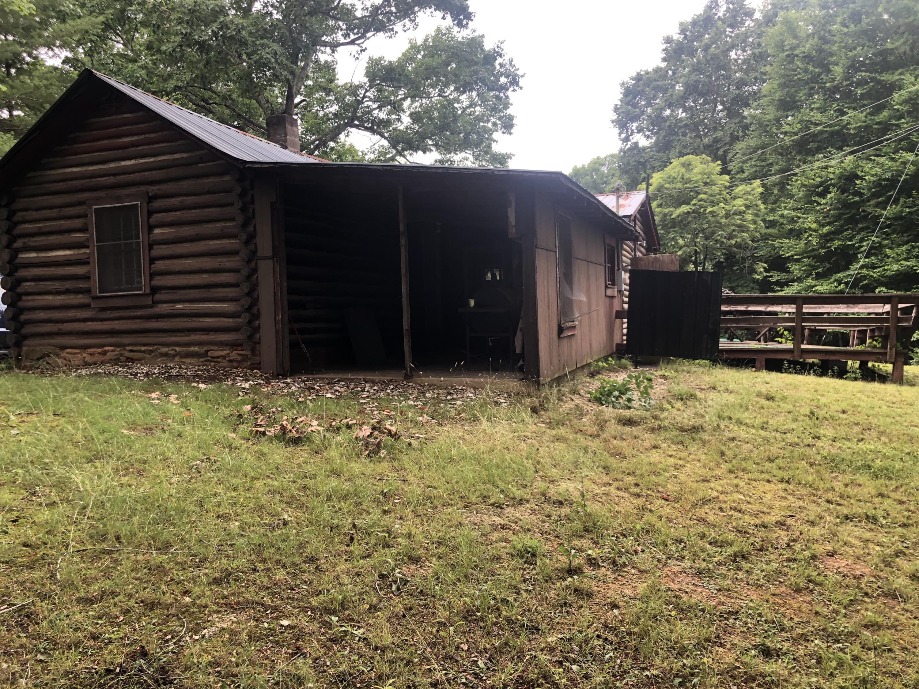 1070 Philpott Road Henry, VA 24102 - Photo 3 of 22 a backyard of a house