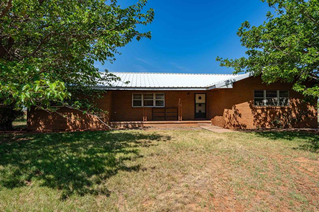 1105 County Road 345 Rotan, TX 79546 - Photo 1 of 21
