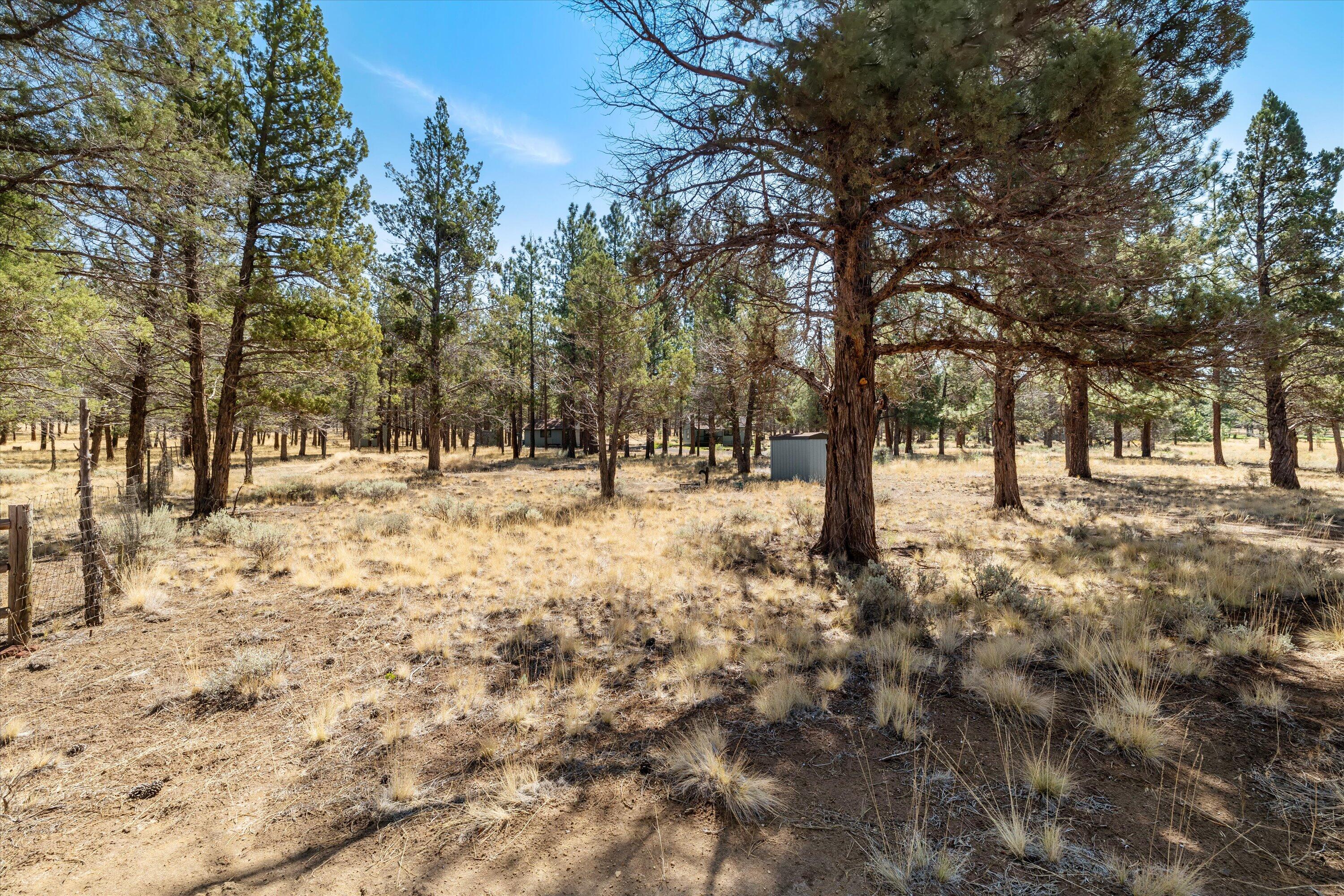69370 Green Ridge Loop Sisters, OR 97759 - Photo 39 of 39 Property
