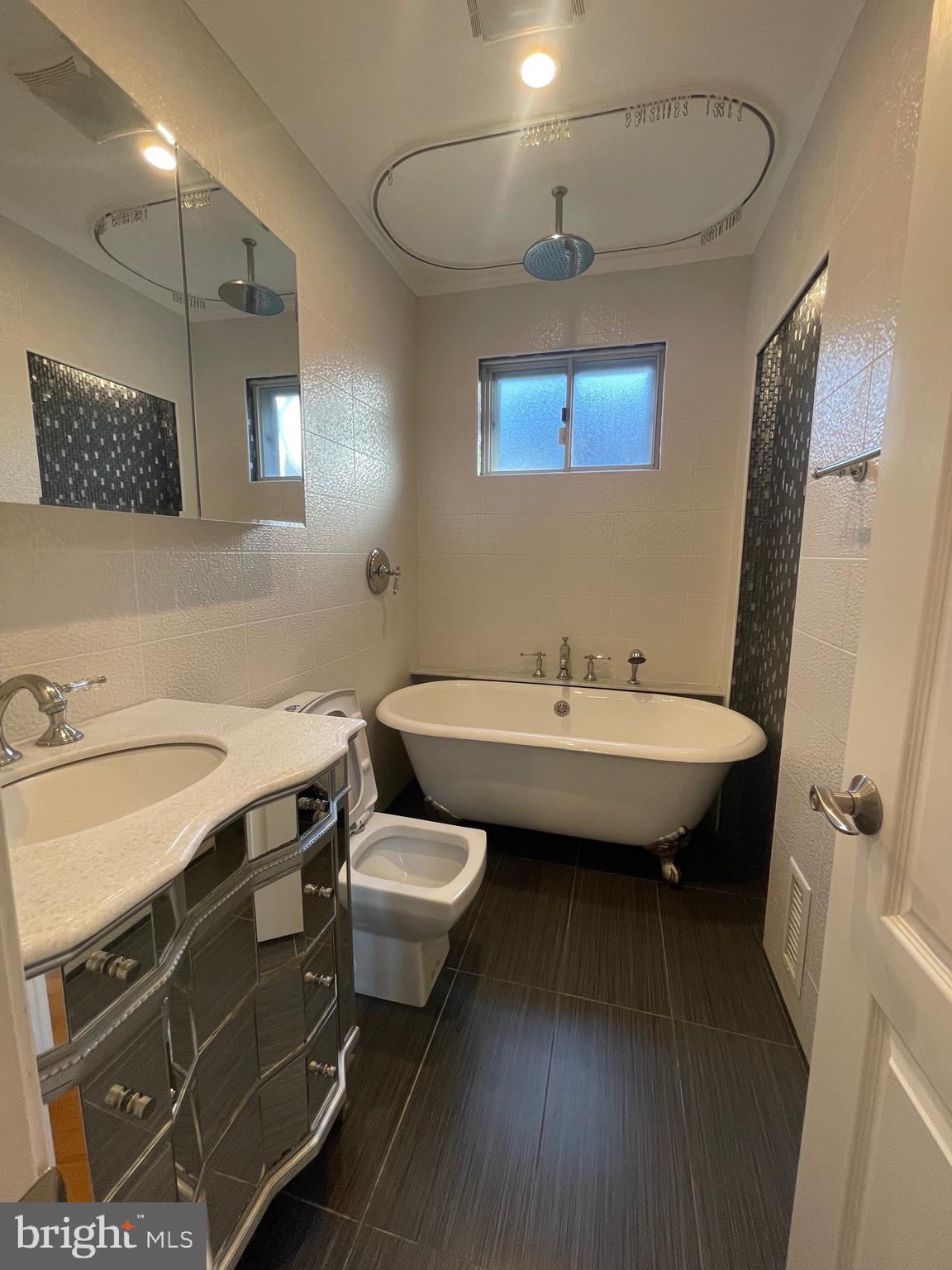 5528 Warwick Place Chevy Chase, MD 20815 - Photo 37 of 68