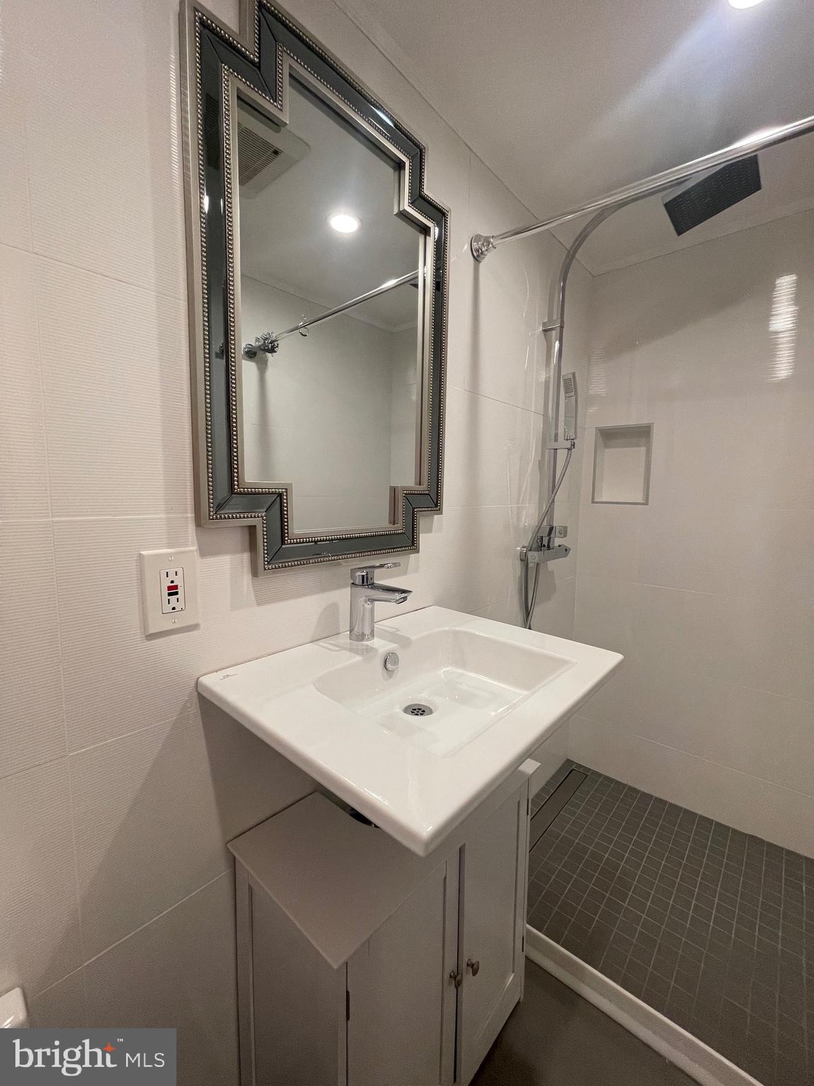 5528 Warwick Place Chevy Chase, MD 20815 - Photo 53 of 68