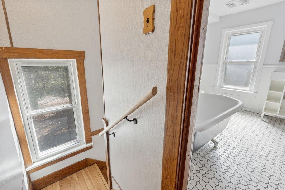 751 Holmes Road Ypsilanti, MI 48198 - Photo 14 of 36 751 Holmes