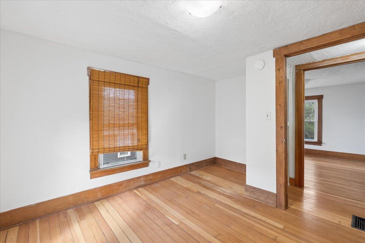 751 Holmes Road Ypsilanti, MI 48198 - Photo 18 of 36 22-741-Holmes-22