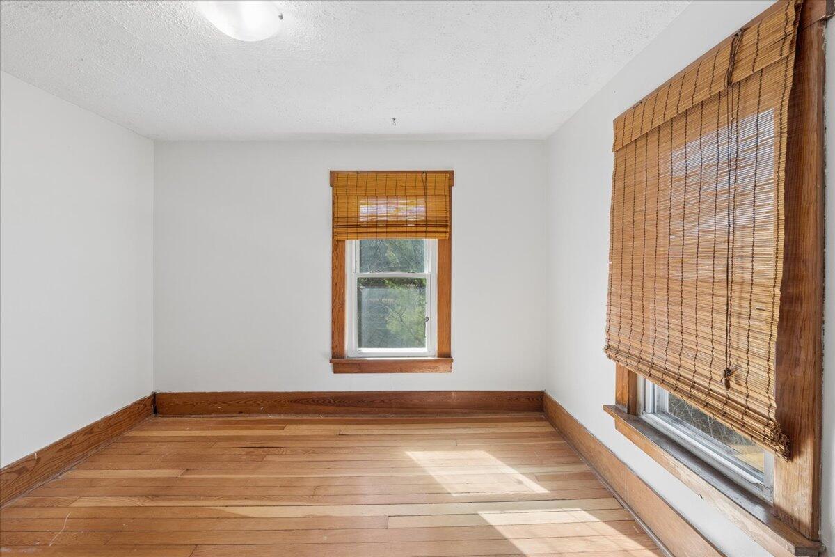 751 Holmes Road Ypsilanti, MI 48198 - Photo 19 of 36 751 Holmes