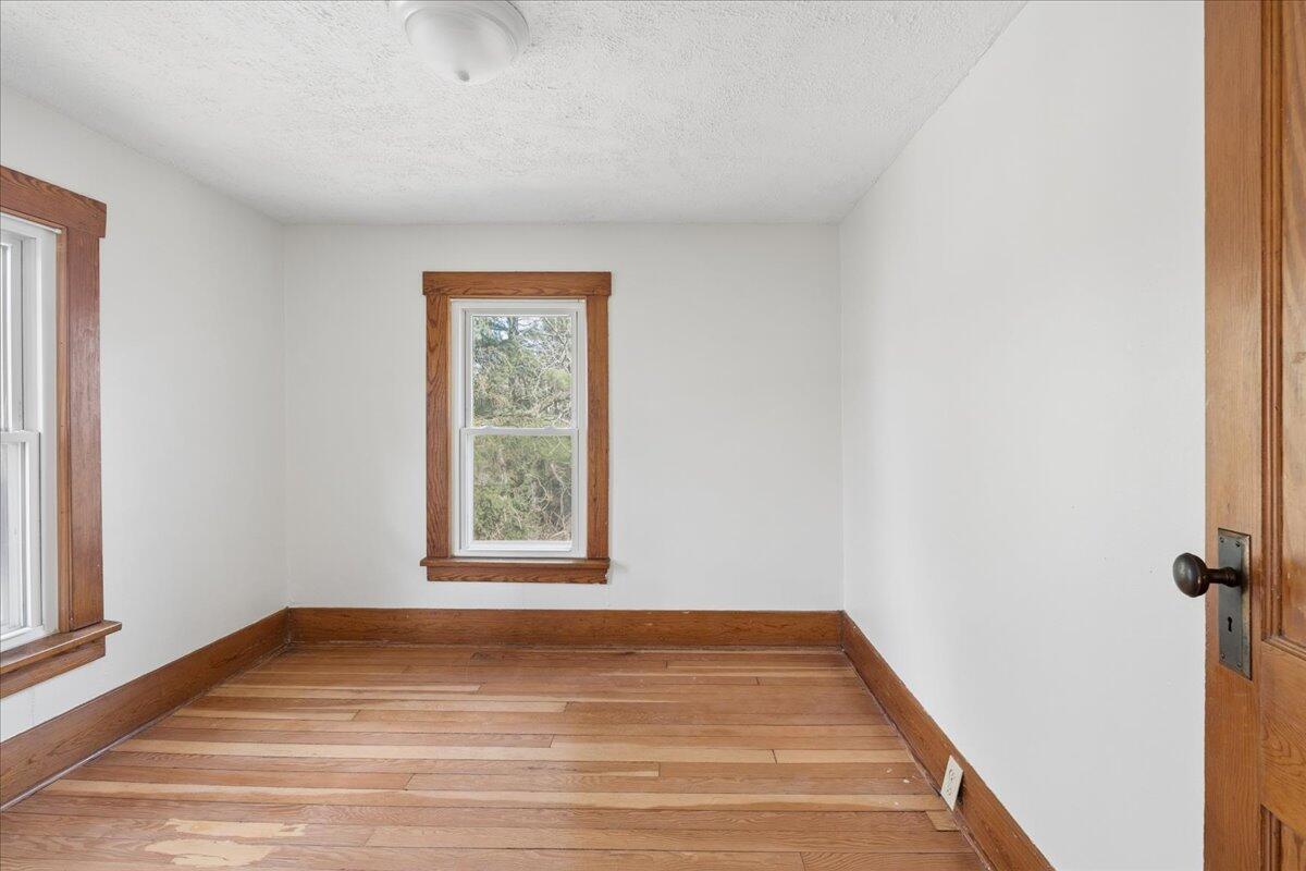 751 Holmes Road Ypsilanti, MI 48198 - Photo 20 of 36 751 Holmes