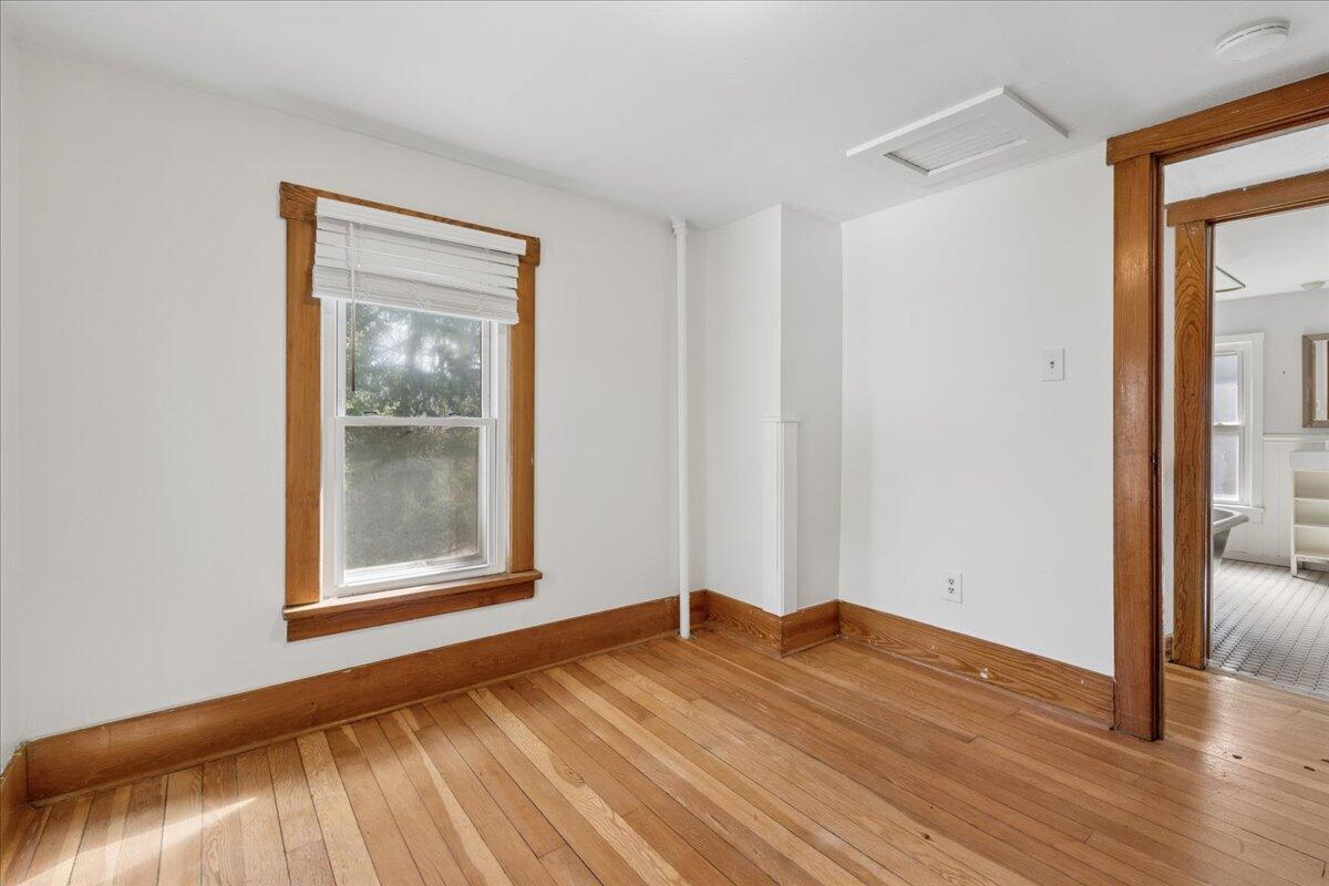 751 Holmes Road Ypsilanti, MI 48198 - Photo 23 of 36 751 Holmes