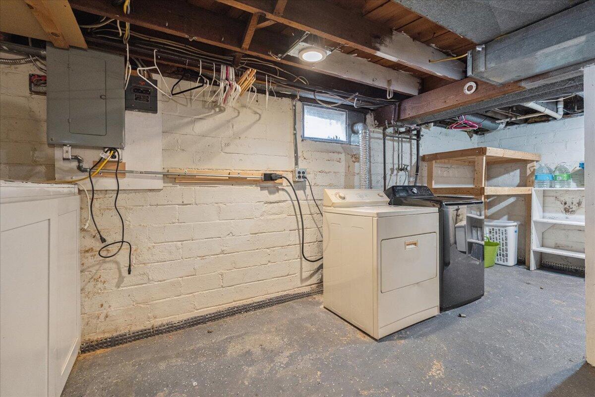 751 Holmes Road Ypsilanti, MI 48198 - Photo 24 of 36 751 Holmes