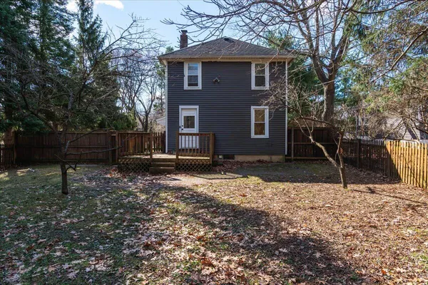 $2,000 | 751 Holmes Road, Ypsilanti, MI 48198