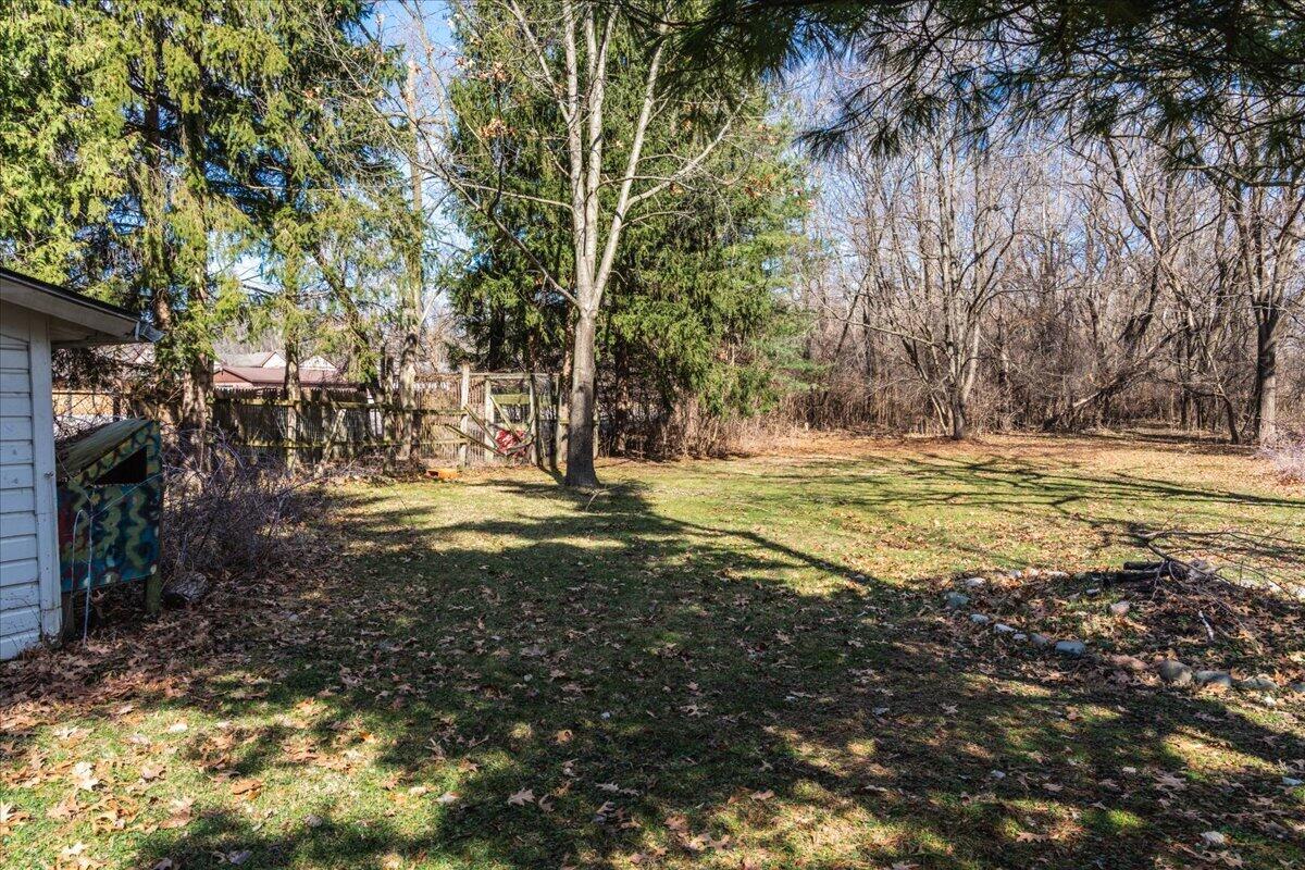 751 Holmes Road Ypsilanti, MI 48198 - Photo 31 of 36 751 Holmes
