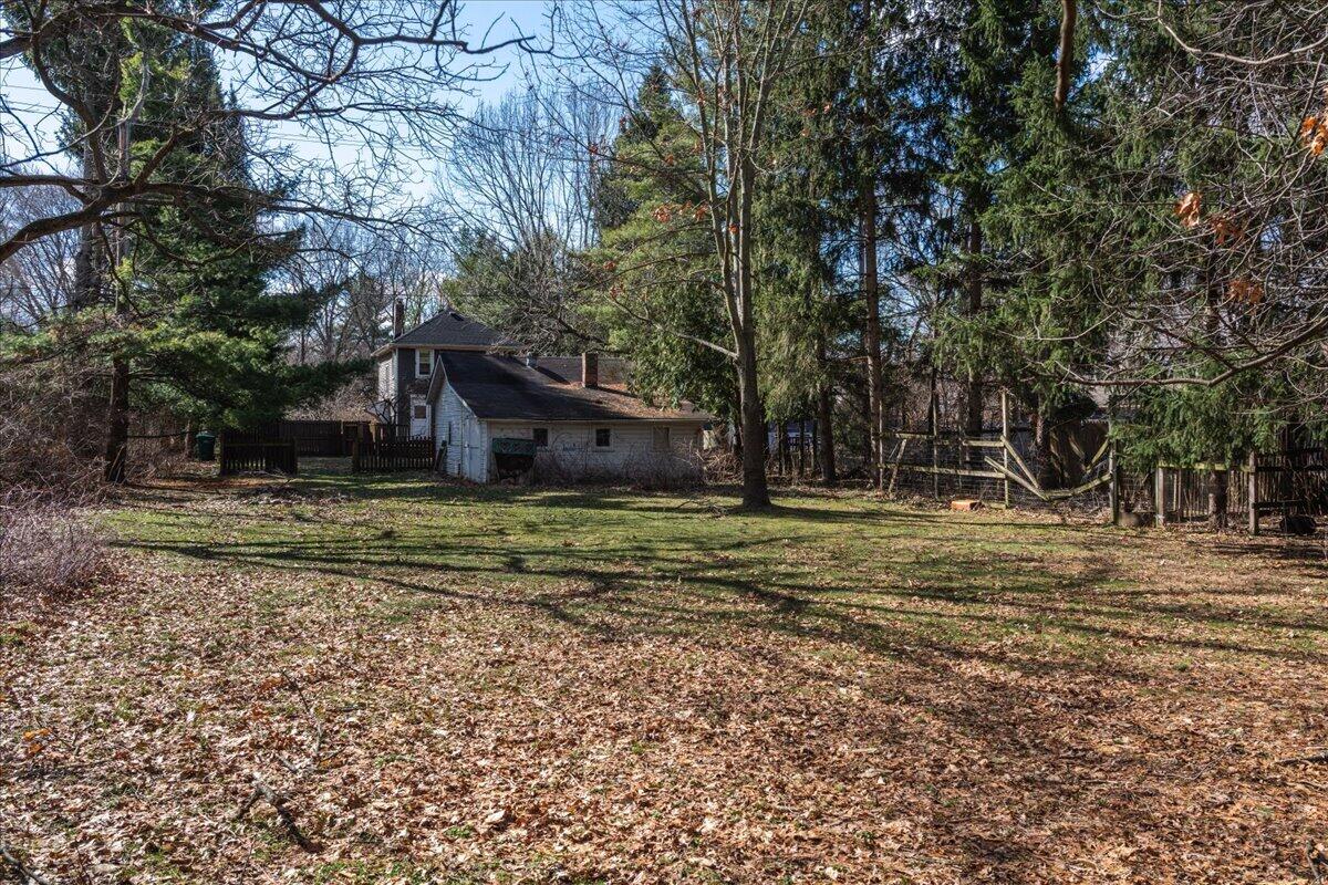 751 Holmes Road Ypsilanti, MI 48198 - Photo 32 of 36 751 Holmes