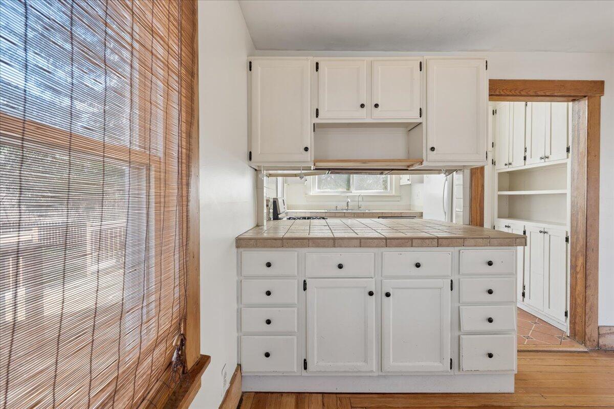 751 Holmes Road Ypsilanti, MI 48198 - Photo 7 of 36 751 Holmes