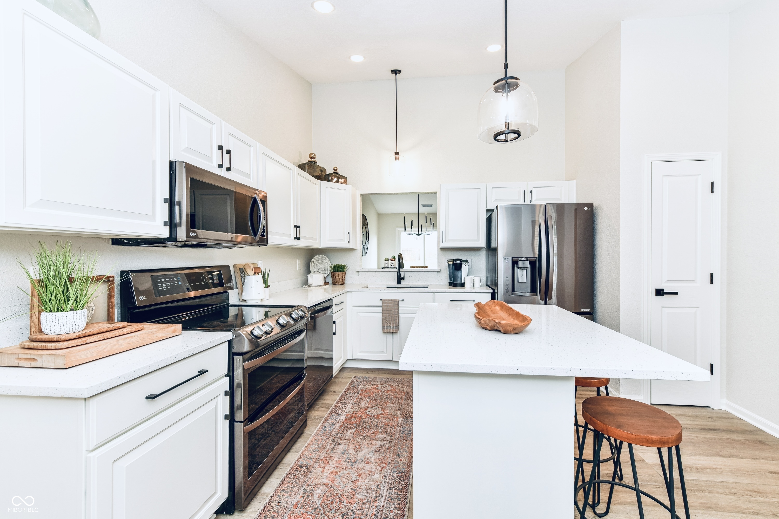 11761 Sand Creek Boulevard Fishers, IN 46037 - Photo 12 of 31