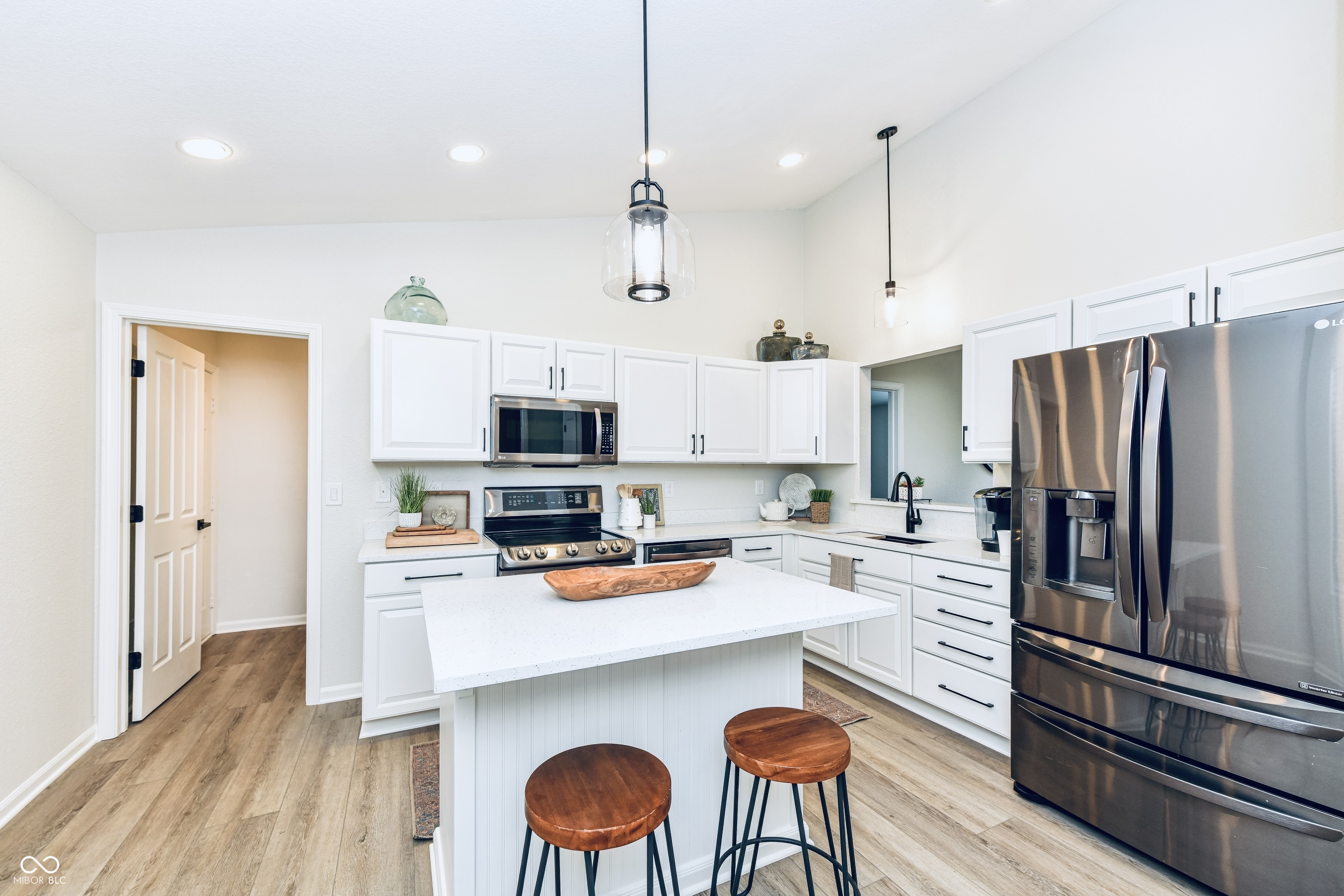 11761 Sand Creek Boulevard Fishers, IN 46037 - Photo 13 of 31