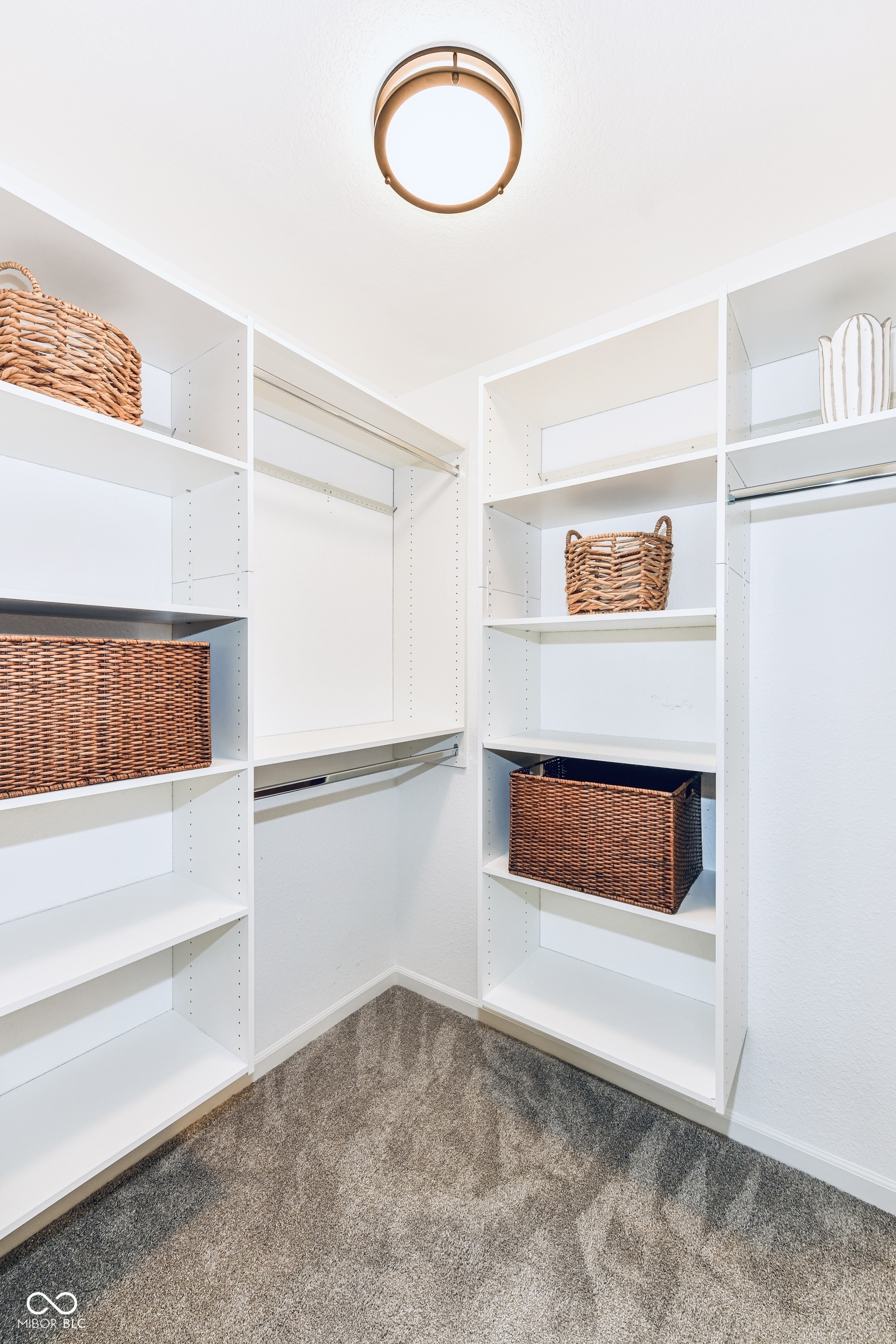 11761 Sand Creek Boulevard Fishers, IN 46037 - Photo 19 of 31