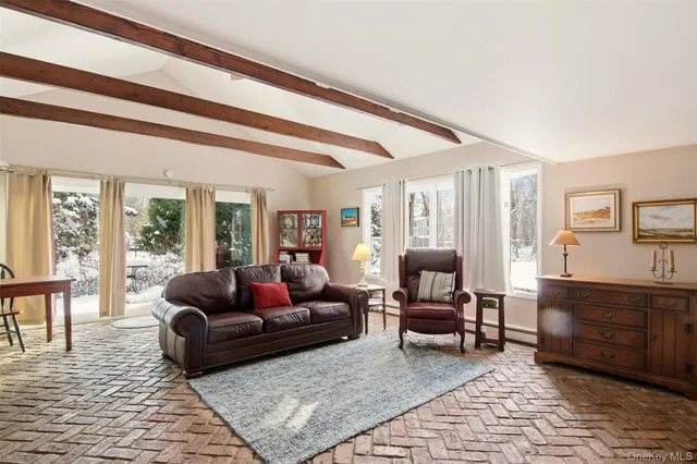 $689,000 | 10 Catalpa Lane, Stony Brook, NY 11790