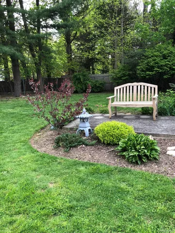 $689,000 | 10 Catalpa Lane, Stony Brook, NY 11790