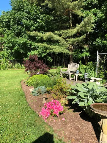 $689,000 | 10 Catalpa Lane, Stony Brook, NY 11790