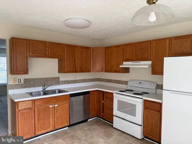 $299,900 | 10512 Tidewater Plains Drive, Fredericksburg, VA 22408