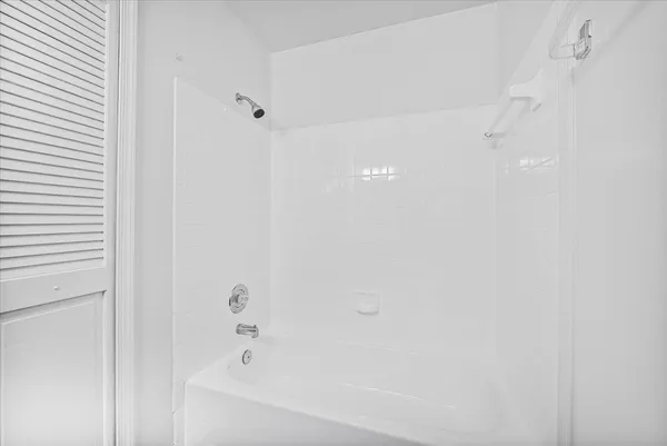 $360,000 | 6943 Mary Caroline Circle, Unit G, Alexandria, VA 22310