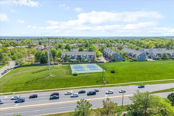 $360,000 | 6943 Mary Caroline Circle, Unit G, Alexandria, VA 22310