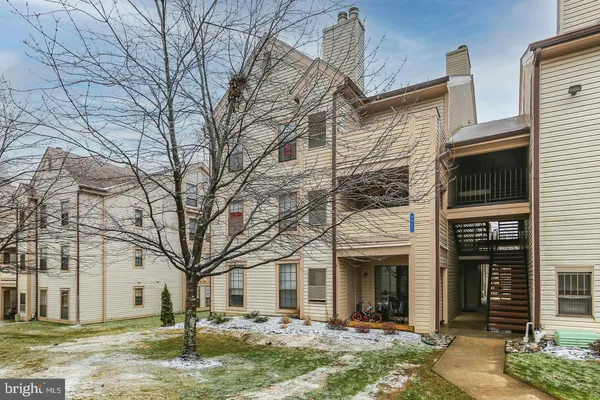 $360,000 | 6943 Mary Caroline Circle, Unit G, Alexandria, VA 22310