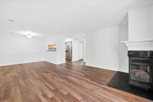 $360,000 | 6943 Mary Caroline Circle, Unit G, Alexandria, VA 22310