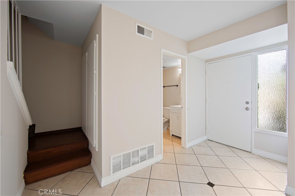 1381 South Walnut Street, Unit 2008 Anaheim, CA 92802 - Photo 16 of 40 a view of an empty room