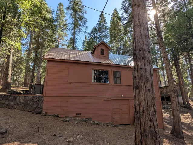 $339,000 | 64960 Stellar Jay Lane, Hume, CA 93628