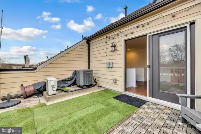 $550,000 | 4638 Woodberry Street, Riverdale, MD 20737