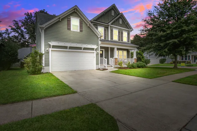 $445,000 | 202 Center Hill Court, Summerville, SC 29485