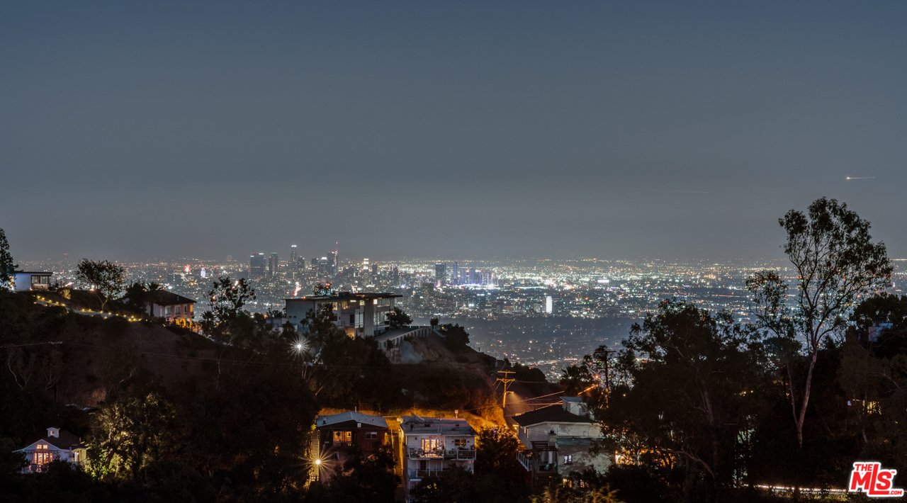 2103 Ridgemont Drive Los Angeles, CA 90046 - Photo 14 of 46