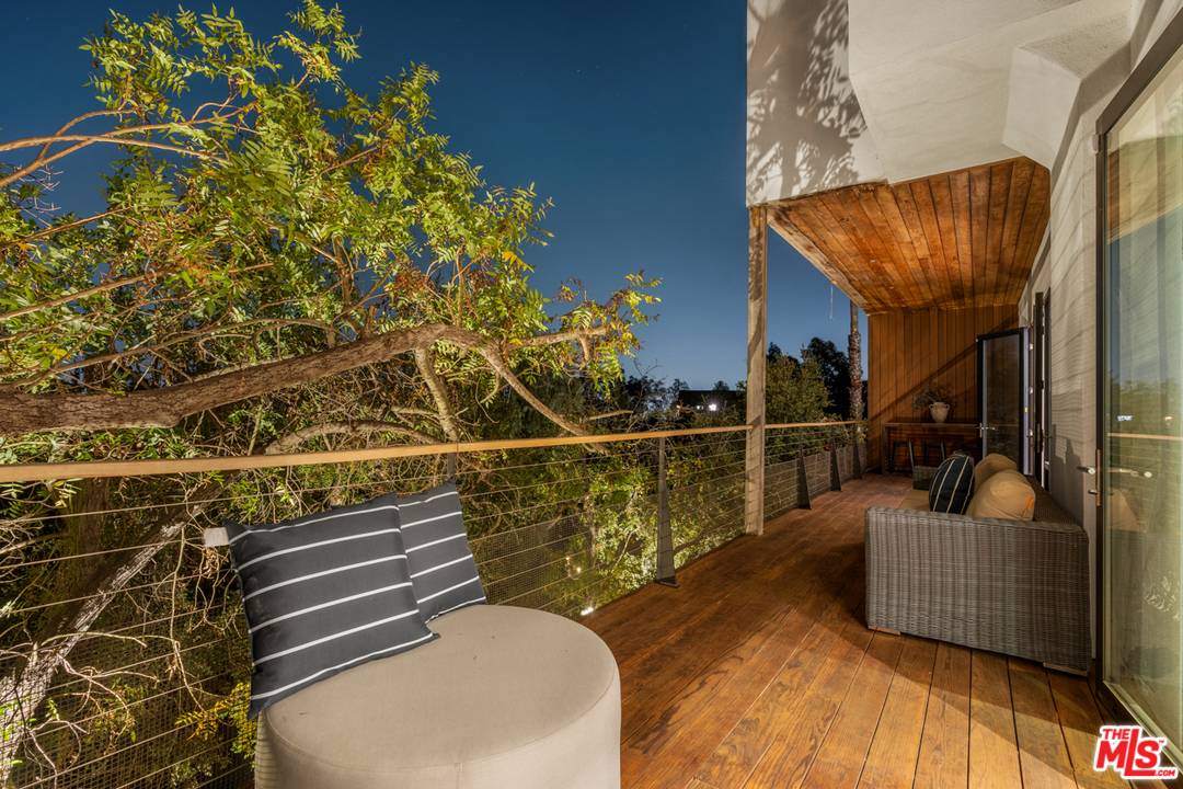 2103 Ridgemont Drive Los Angeles, CA 90046 - Photo 36 of 46