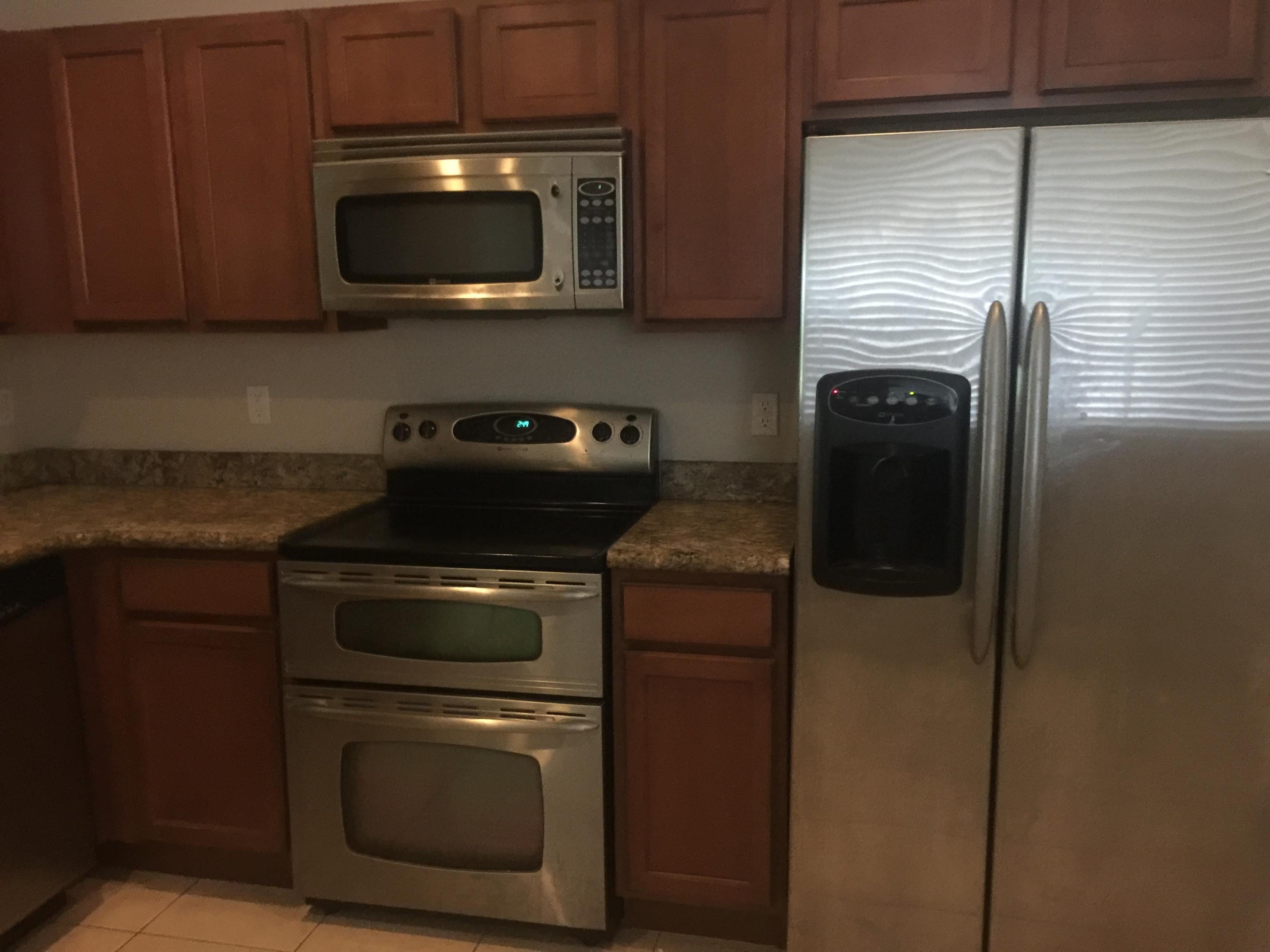 2104 Oakmont Drive Riviera Beach, FL 33404 - Photo 6 of 18 IMG_7496