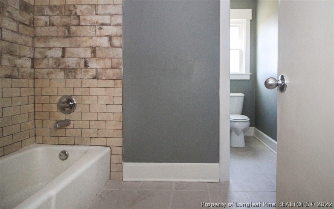 1112 Riverside Circle Spring Lake, NC 28390 - Photo 13 of 24 Gallery Image 13