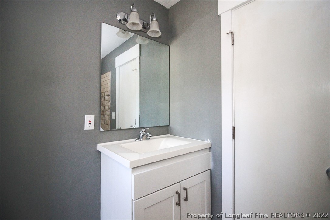 1112 Riverside Circle Spring Lake, NC 28390 - Photo 15 of 24 Gallery Image 15
