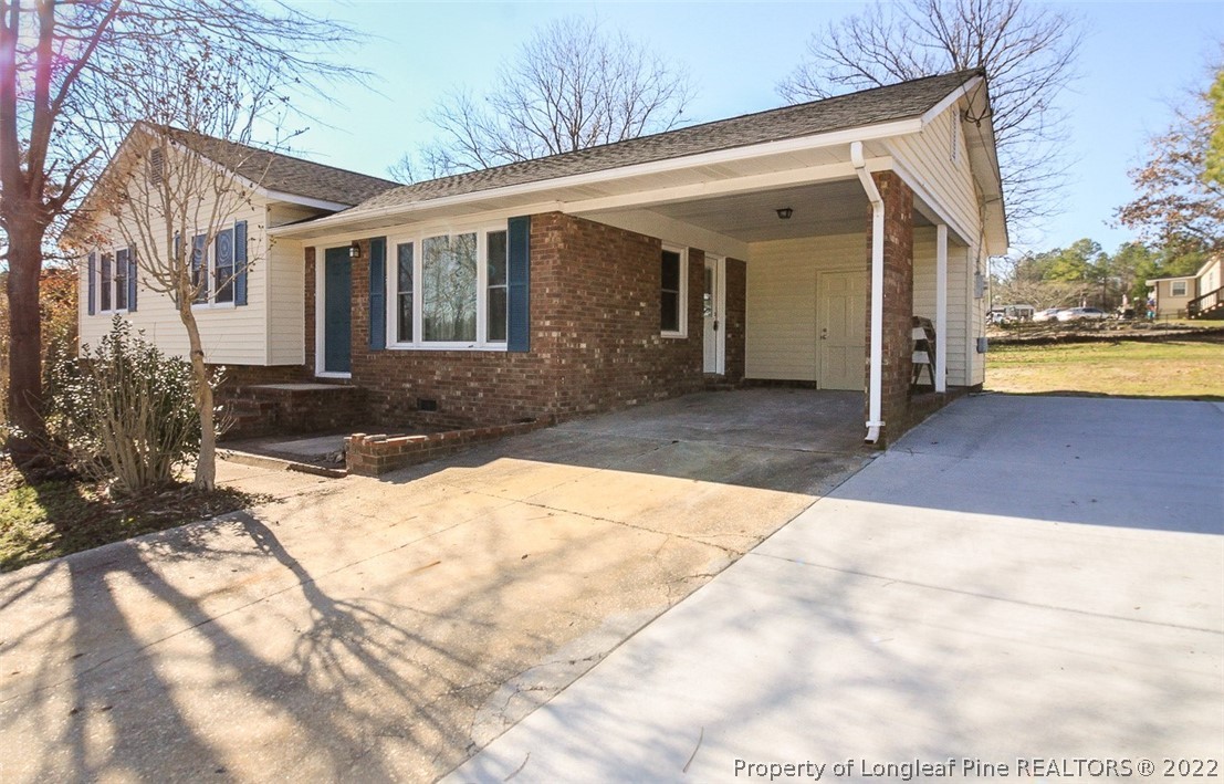 1112 Riverside Circle Spring Lake, NC 28390 - Photo 3 of 24 Gallery Image 3