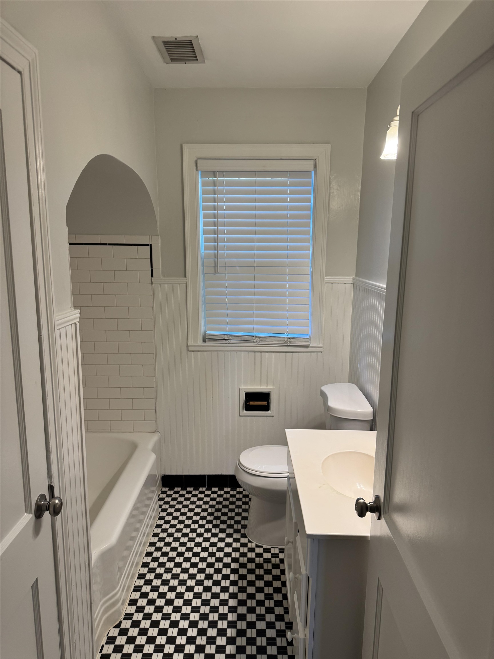 193 Alexander Street Memphis, TN 38111 - Photo 17 of 25 a bathroom with a sink a toilet and shower