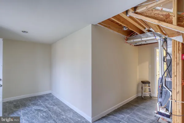 a view of a storage & utility room