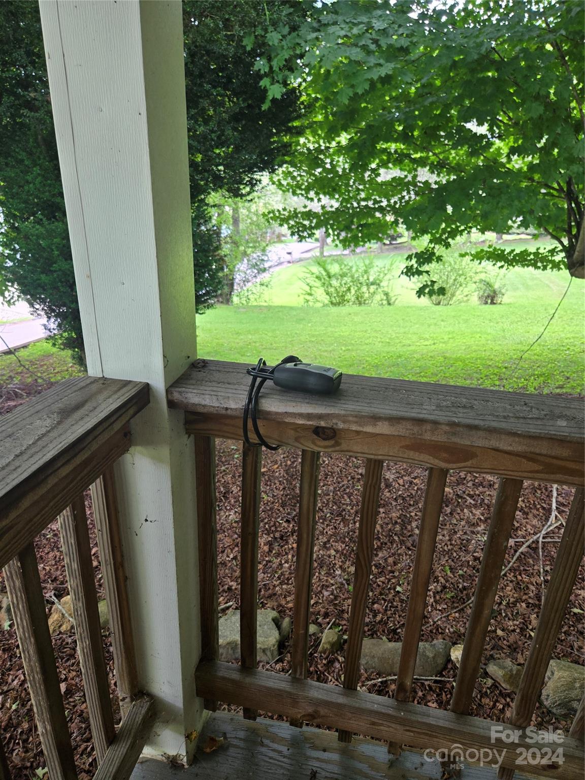 79 Hilltop Road Waynesville, NC 28786 - Photo 4 of 13 Gallery Image 4
