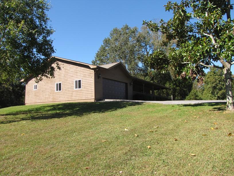 1501 Reed Road Ten Mile, TN 37880 - Photo 4 of 36 IMG_3791 (Copy)