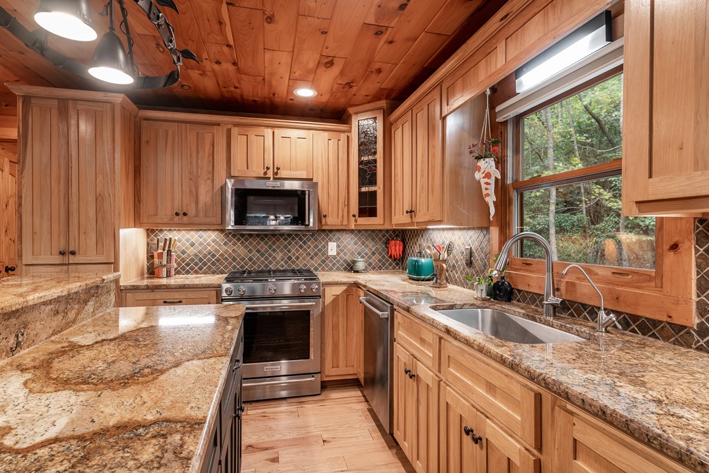 11 Rabbit Ridge Run Morganton, GA 30560 - Photo 19 of 84