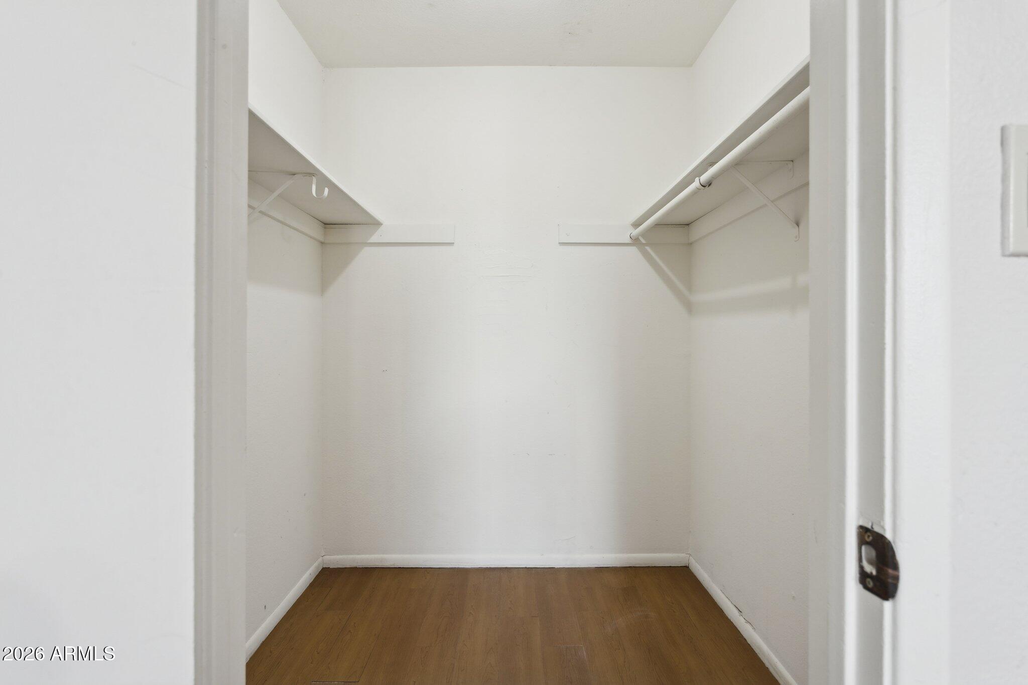 2605 East Lemon Street Tempe, AZ 85288 - Photo 26 of 38 Primary Walk-In Closet