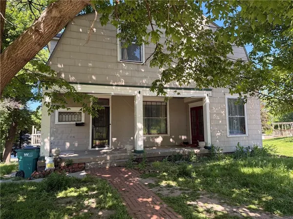 $70,000 | 1208 North 10th Street, St. Joseph, MO 64501