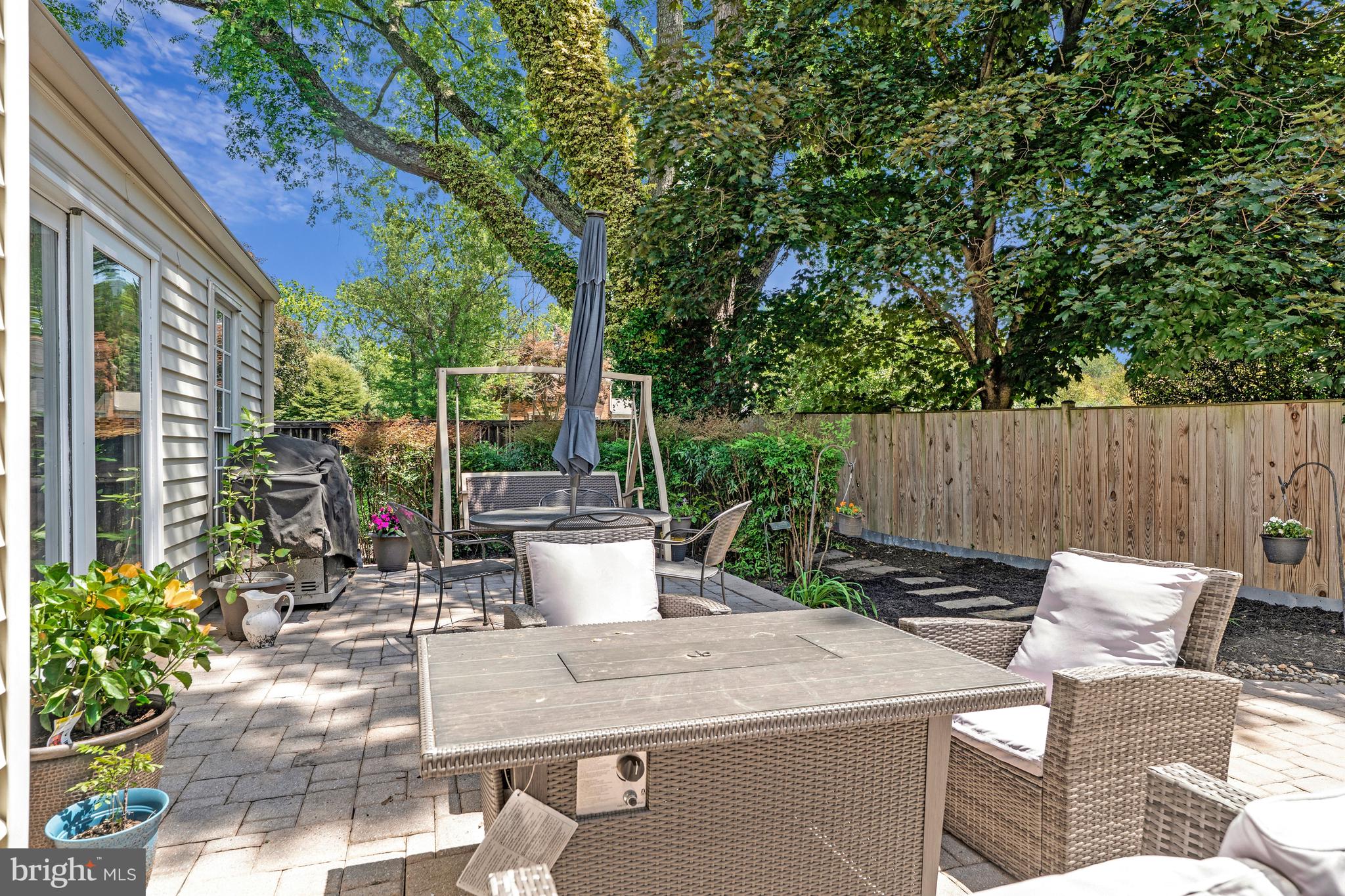 1301 Stone Meadow Way Vienna, VA 22182 - Photo 40 of 48