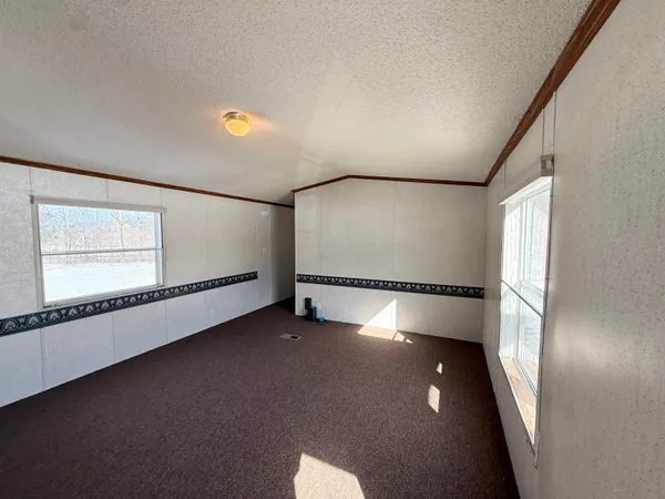 $1,650 | 531 Daniel Webster Highway, Plymouth, NH 03264