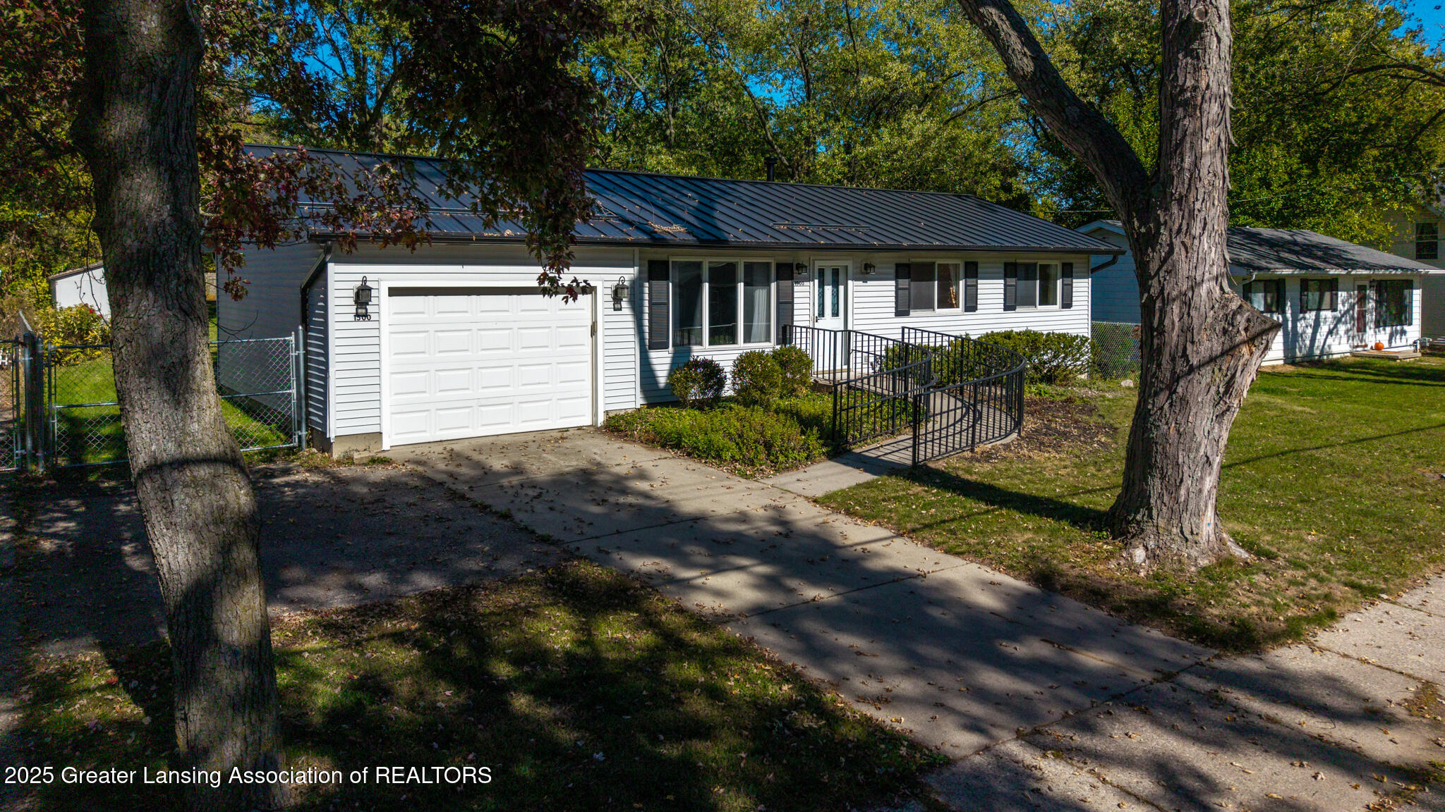 1500 Pierce Road Lansing, MI 48910 - Photo 2 of 35 1500_Pierce_BROCK-57