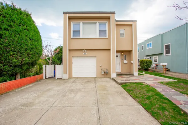 $3,700 | 540 East Chester Street, Long Beach, NY 11561