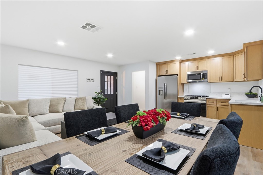 508 North Joyce Avenue Rialto, CA 92376 - Photo 12 of 53