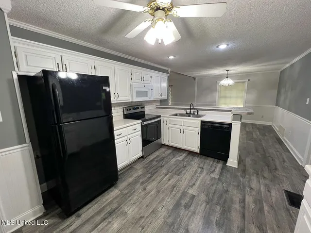 $294,900 | 502 Thunderbird Drive North, Hernando, MS 38632